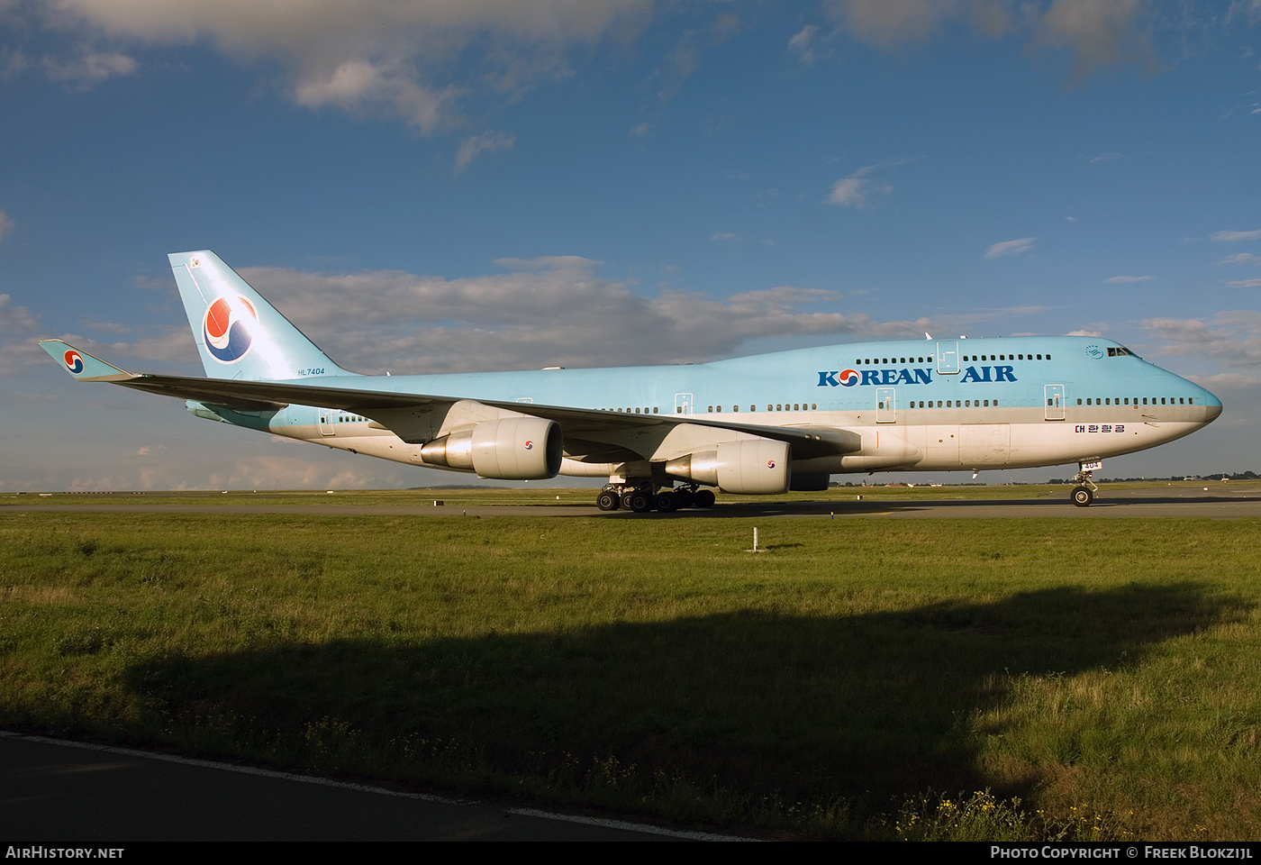 Aircraft Photo of HL7404 | Boeing 747-4B5 | Korean Air | AirHistory.net #472252