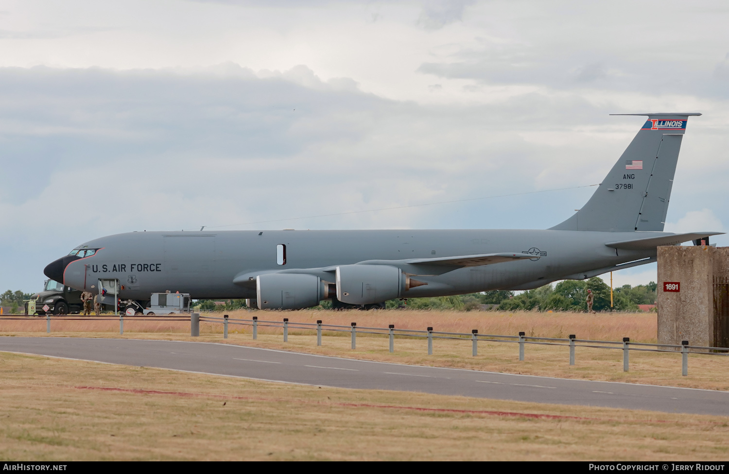 Aircraft Photo of 63-7981 / 37981 | Boeing KC-135R Stratotanker | USA - Air Force | AirHistory.net #472276