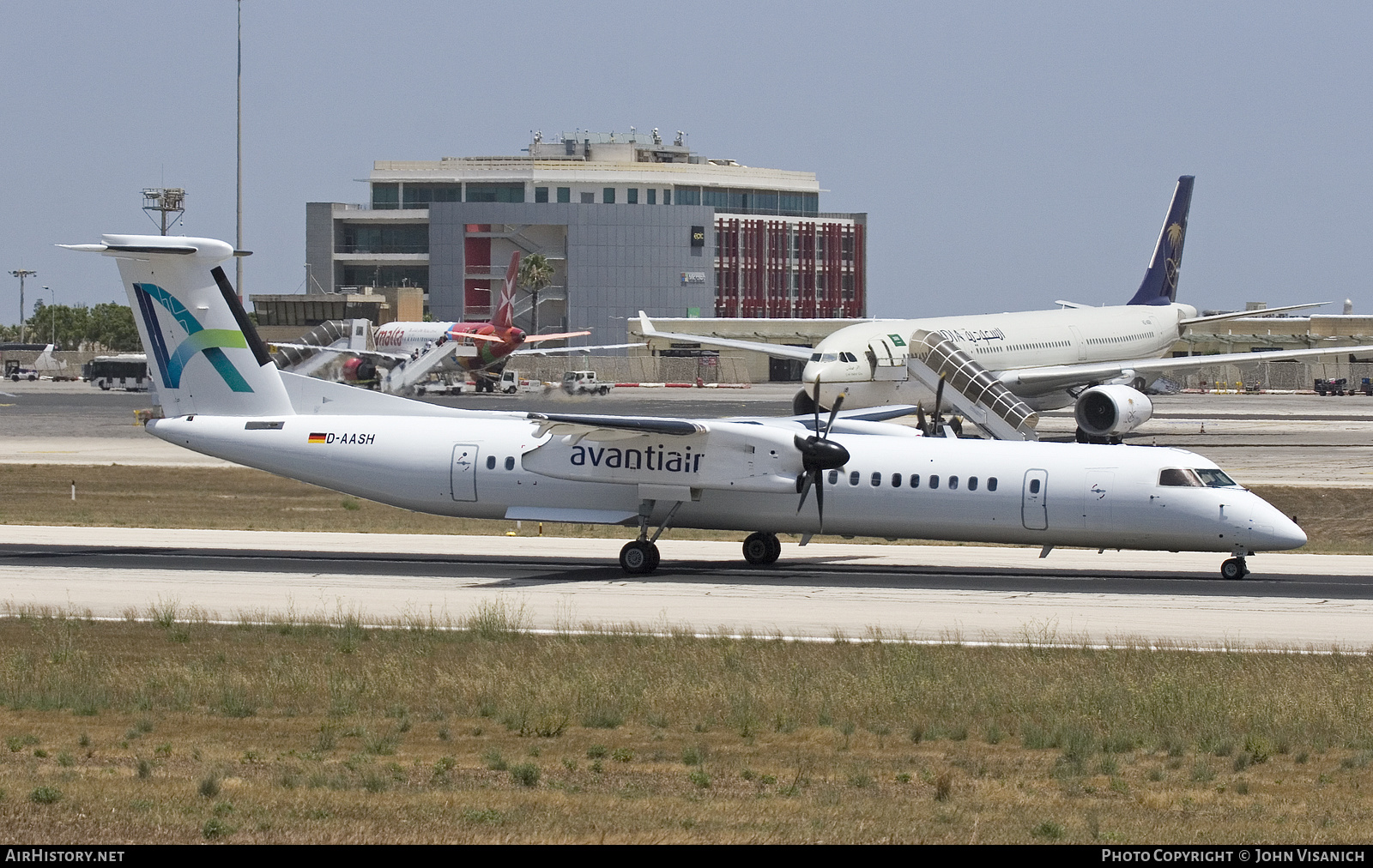 Aircraft Photo of D-AASH | Bombardier DHC-8-402 Dash 8 | Avanti Air | AirHistory.net #472297