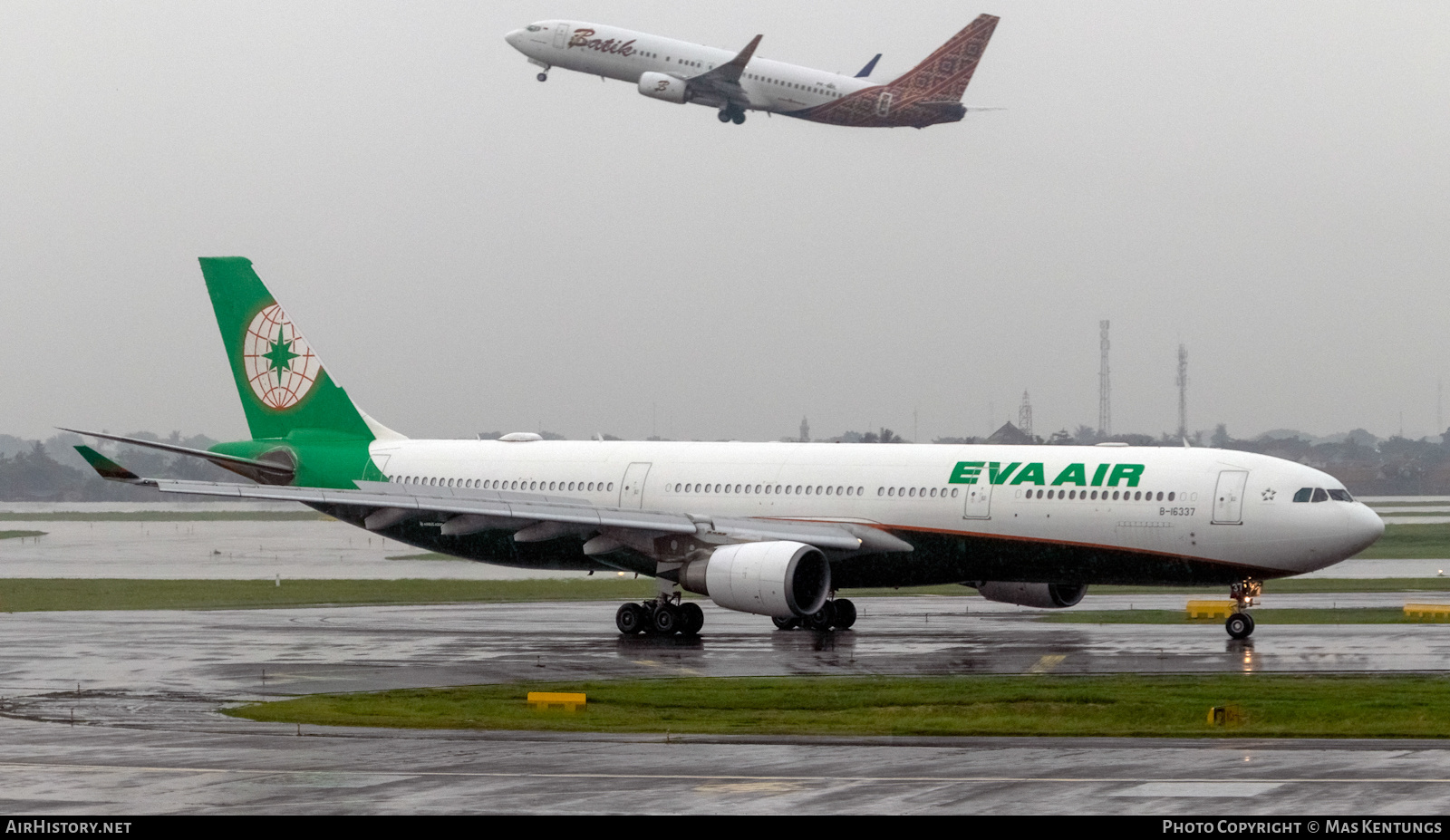 Aircraft Photo of B-16337 | Airbus A330-302E | EVA Air | AirHistory.net #472325