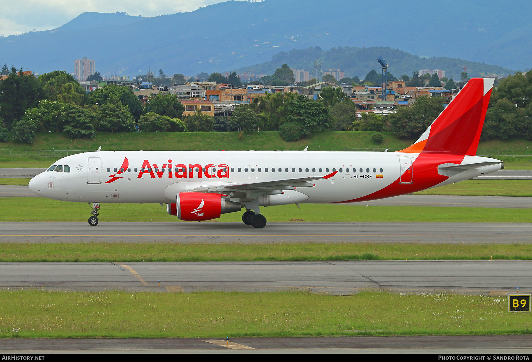 Aircraft Photo of HC-CSF | Airbus A320-214 | Avianca | AirHistory.net #472437