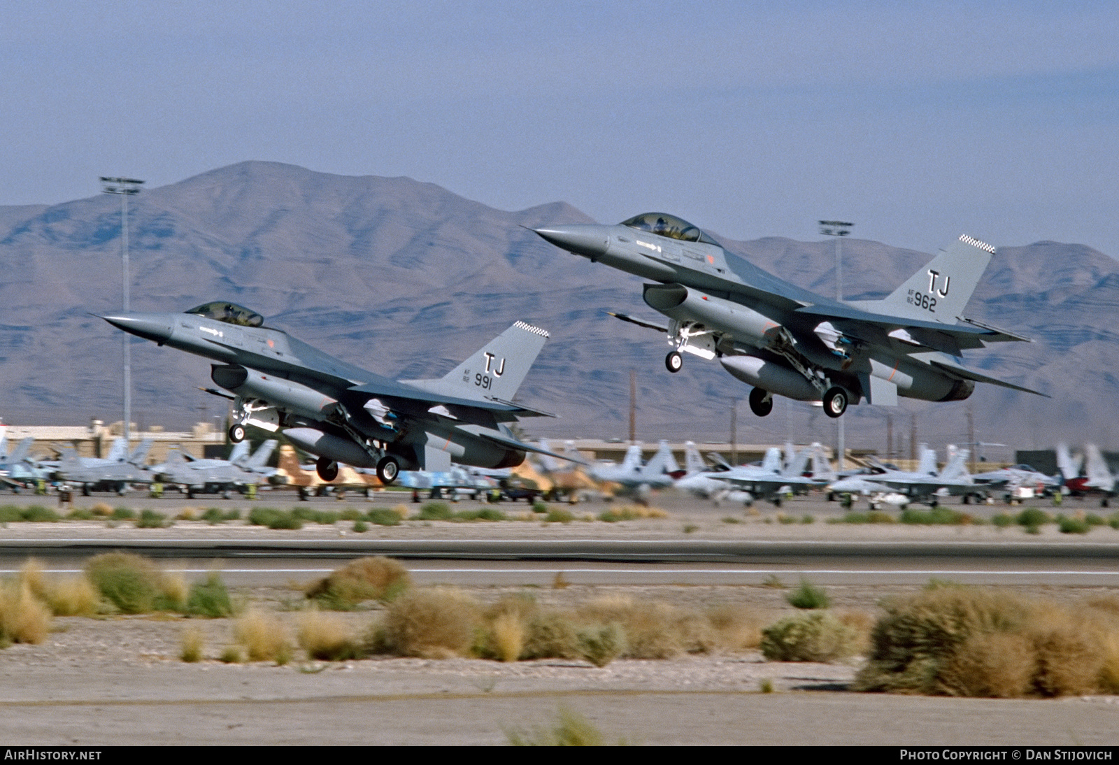 Aircraft Photo of 82-0962 / AF82-962 | General Dynamics F-16A Fighting Falcon | USA - Air Force | AirHistory.net #472460