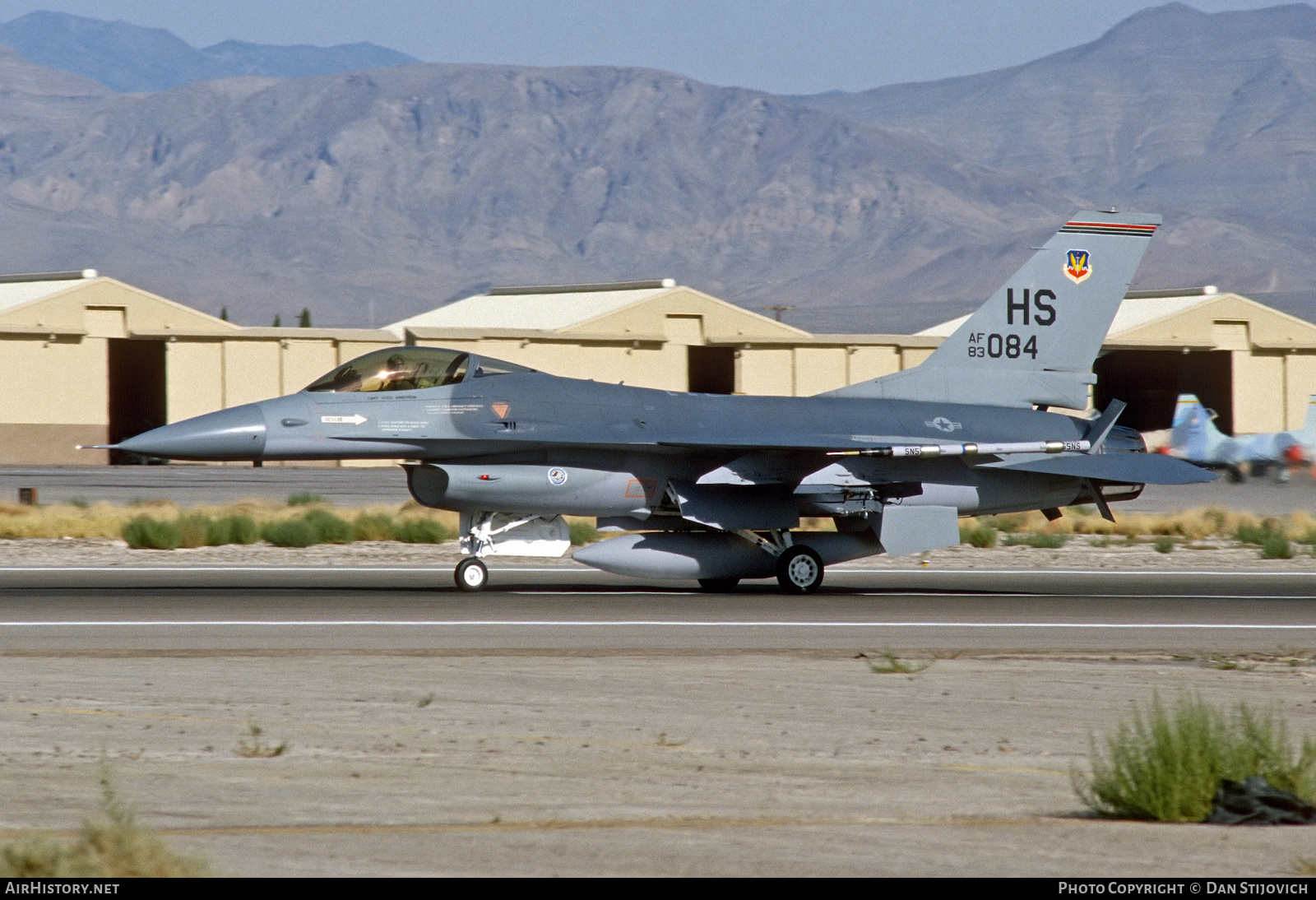 Aircraft Photo of 83-1084 / AF83-084 | General Dynamics F-16A Fighting Falcon | USA - Air Force | AirHistory.net #472479