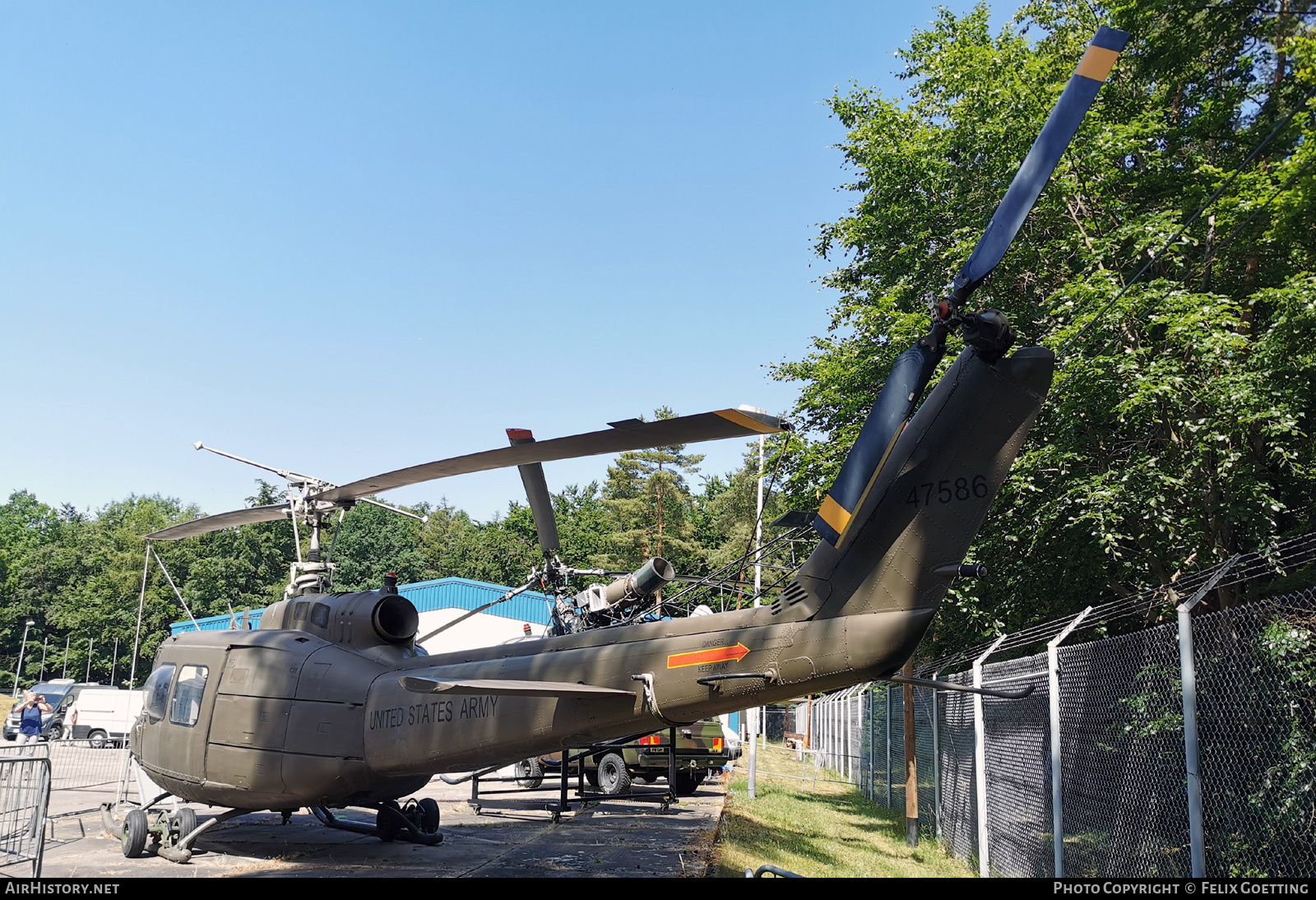Aircraft Photo of 47586 | Bell UH-1D Iroquois | USA - Army | AirHistory.net #472533