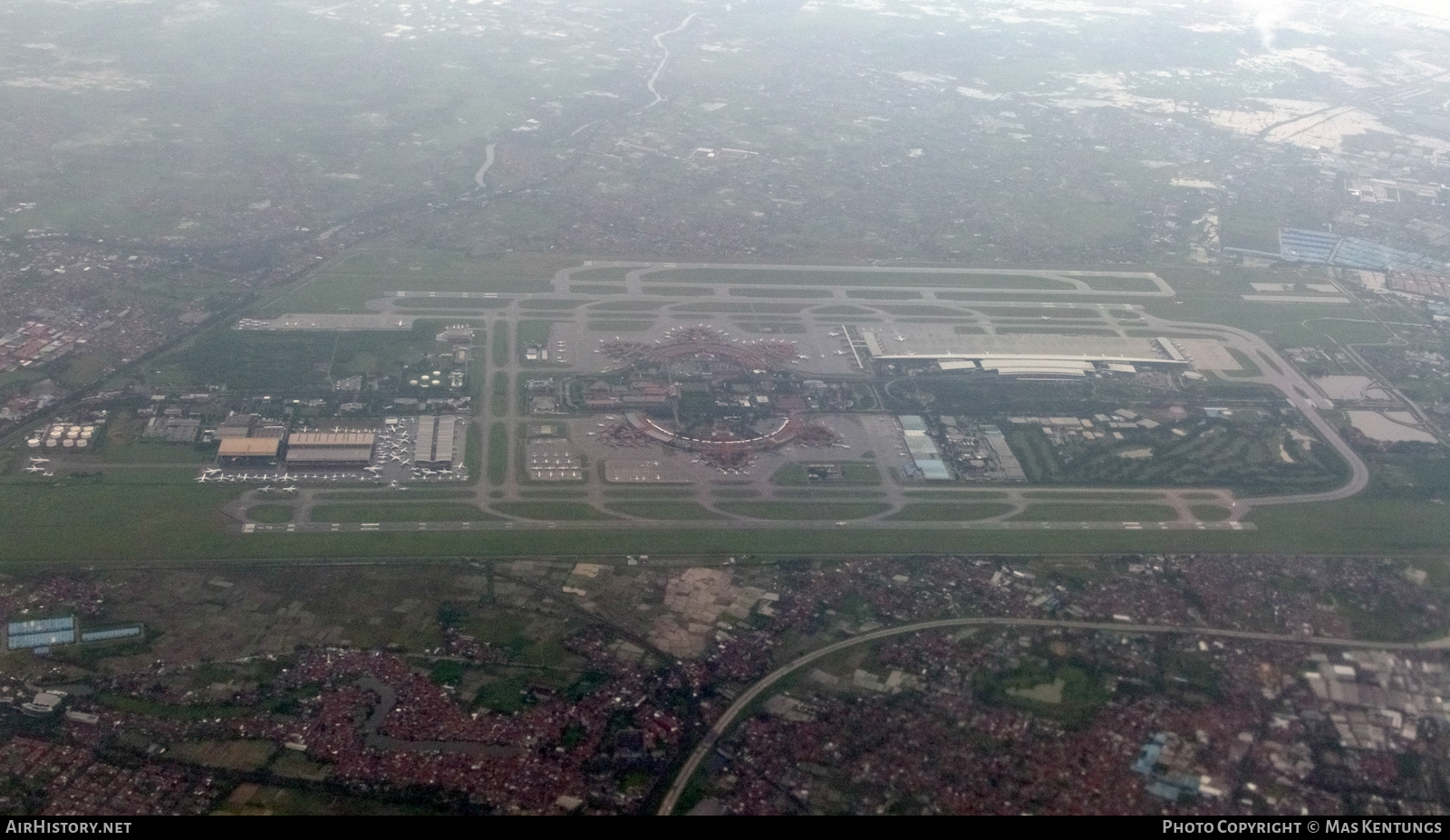 Airport photo of Jakarta - International / Soekarno-Hatta (WIII / CGK) in Indonesia | AirHistory.net #472535