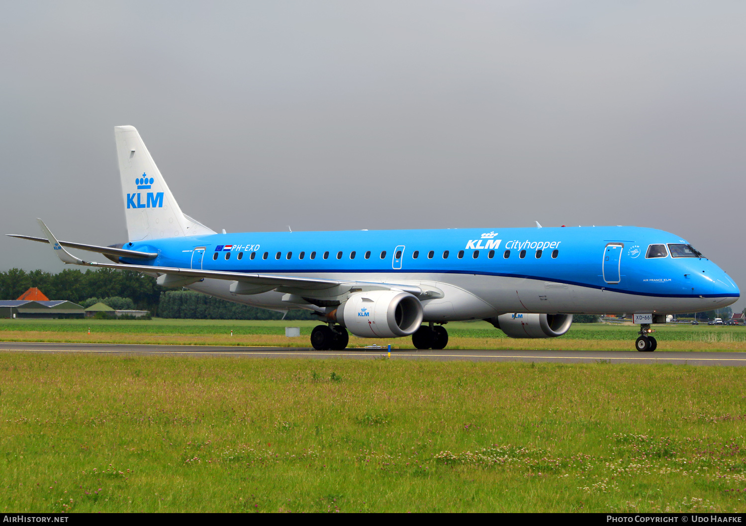 Aircraft Photo of PH-EXD | Embraer 190STD (ERJ-190-100STD) | KLM Cityhopper | AirHistory.net #472590