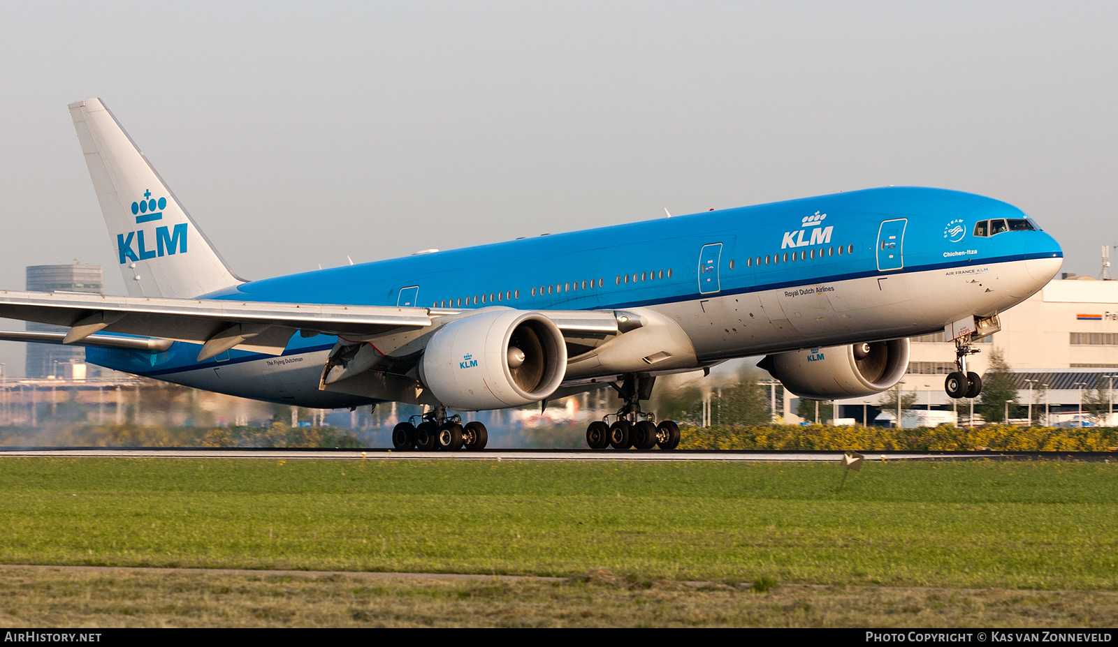 Aircraft Photo of PH-BQC | Boeing 777-206/ER | KLM - Royal Dutch Airlines | AirHistory.net #472732
