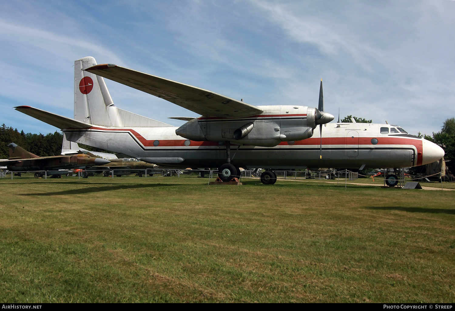 Aircraft Photo of 5208 | Antonov An-26T | AirHistory.net #472743