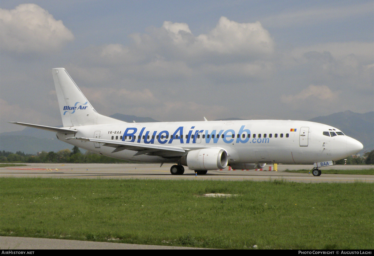 Aircraft Photo of YR-BAA | Boeing 737-33A | Blue Air | AirHistory.net #472760