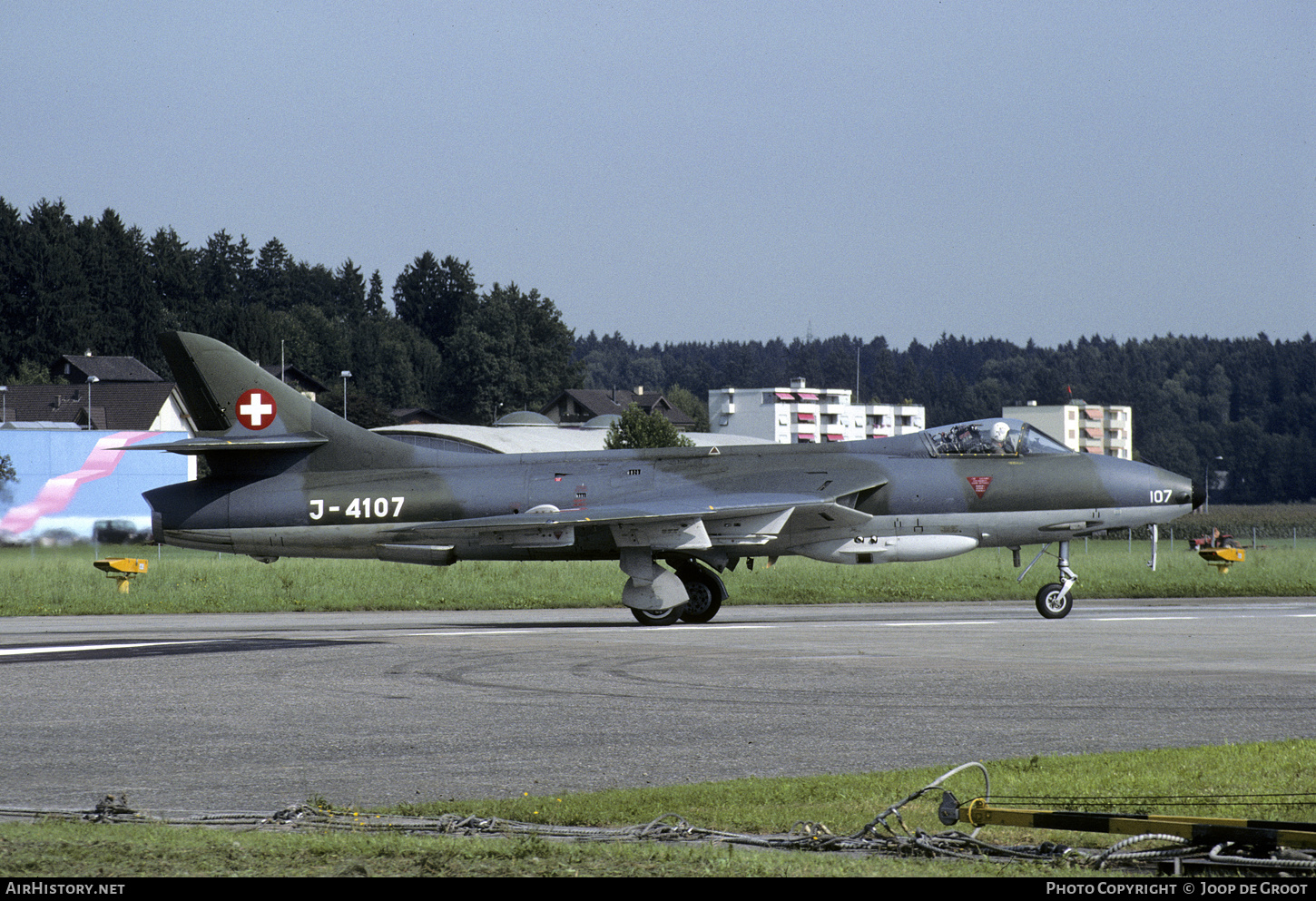 Aircraft Photo of J-4107 | Hawker Hunter F58A | Switzerland - Air Force | AirHistory.net #472768