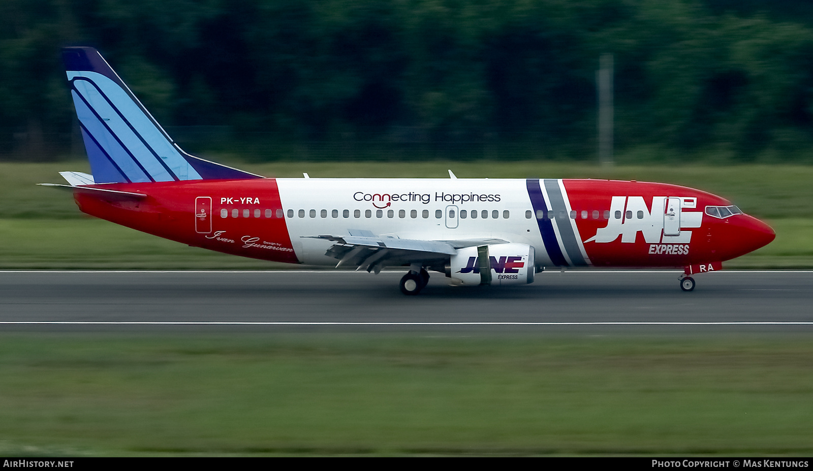 Aircraft Photo of PK-YRA | Boeing 737-322 | Trigana Air | AirHistory.net #472788