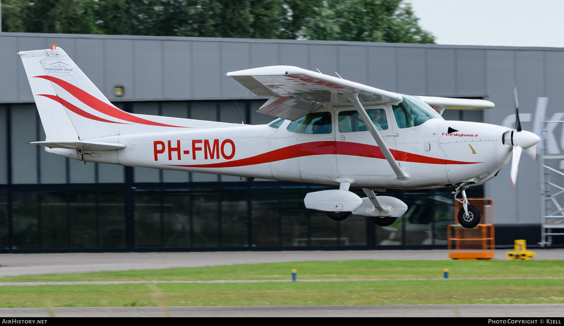 Aircraft Photo of PH-FMO | Reims F172N Skyhawk II | Hangar One Technics & Avionics | AirHistory.net #472849