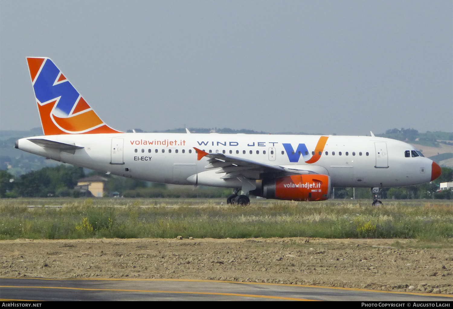 Aircraft Photo of EI-ECY | Airbus A319-132 | Wind Jet | AirHistory.net #472864