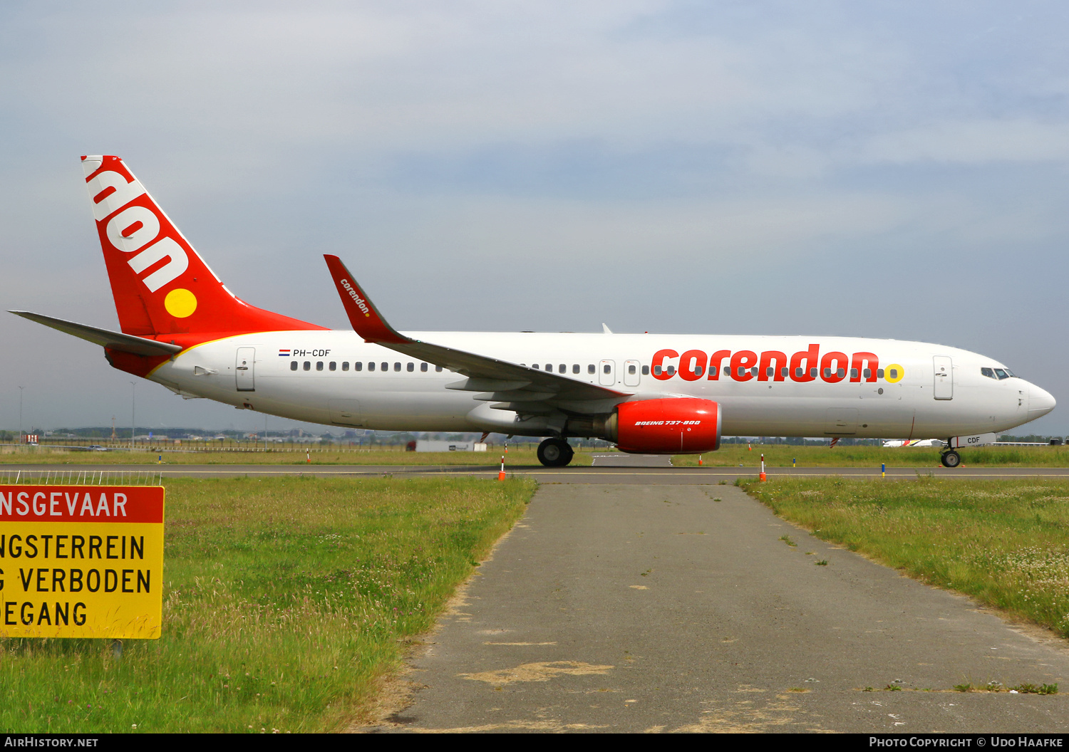 Aircraft Photo of PH-CDF | Boeing 737-804 | Corendon Dutch Airlines | AirHistory.net #472953