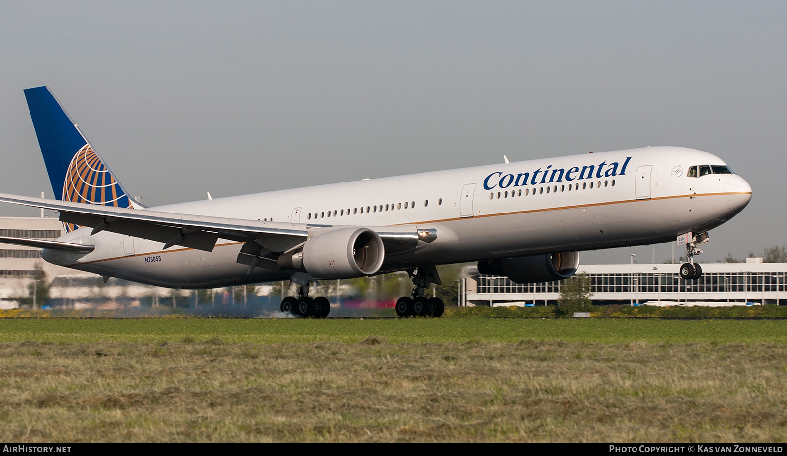 Aircraft Photo of N76055 | Boeing 767-424/ER | Continental Airlines | AirHistory.net #473151