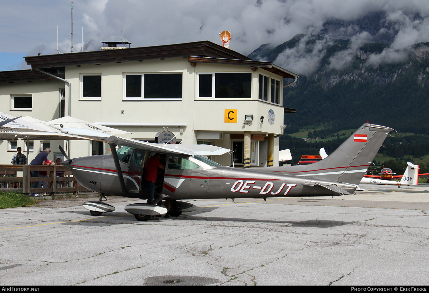 Aircraft Photo of OE-DJT | Cessna 182P Skylane | AirHistory.net #473168