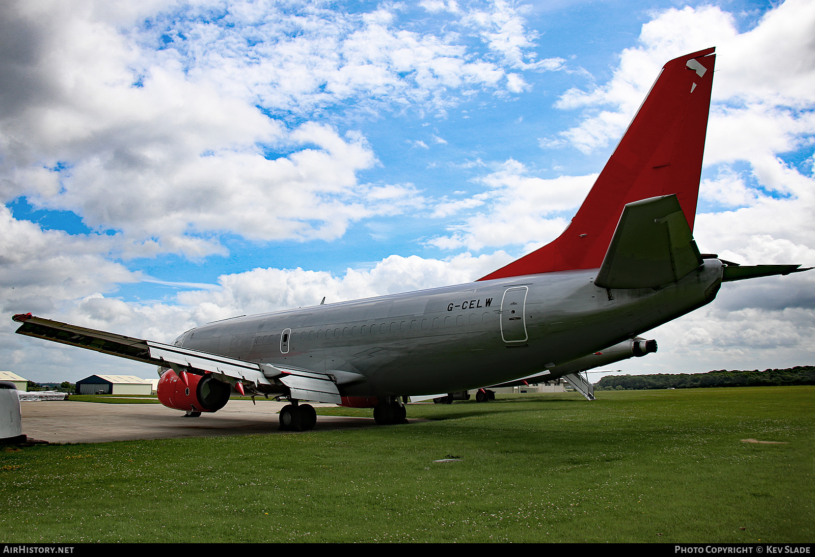 Aircraft Photo of G-CELW | Boeing 737-377(SF) | AirHistory.net #473210
