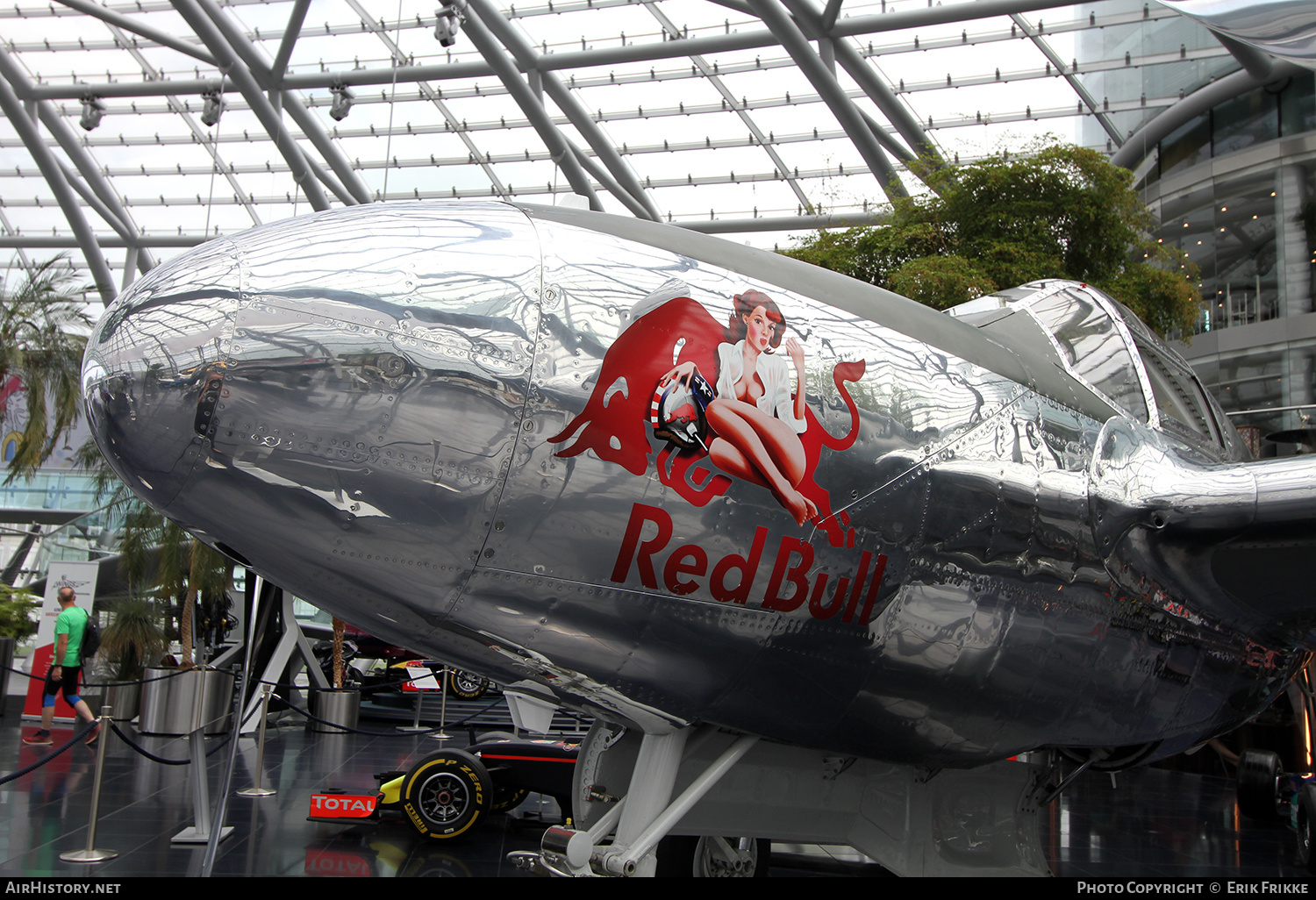 Aircraft Photo of N25Y | Lockheed P-38L Lightning | Red Bull | AirHistory.net #473277