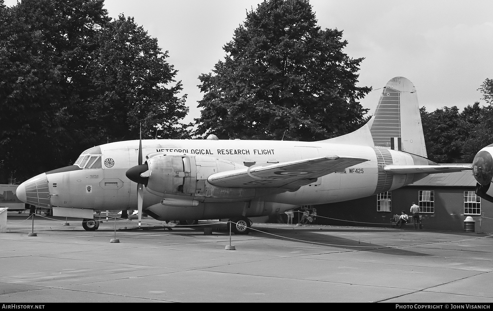 Aircraft Photo of WF425 | Vickers 668 Varsity T.1 | UK - Air Force | AirHistory.net #473307
