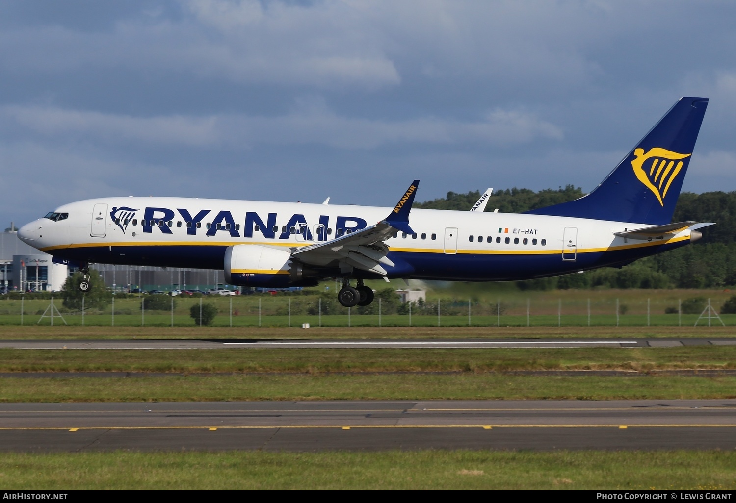 Aircraft Photo of EI-HAT | Boeing 737-8200 Max 200 | Ryanair | AirHistory.net #473441