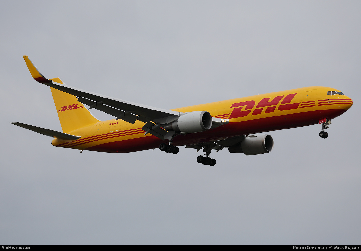Aircraft Photo of G-DHLA | Boeing 767-323/ER | DHL International | AirHistory.net #473446