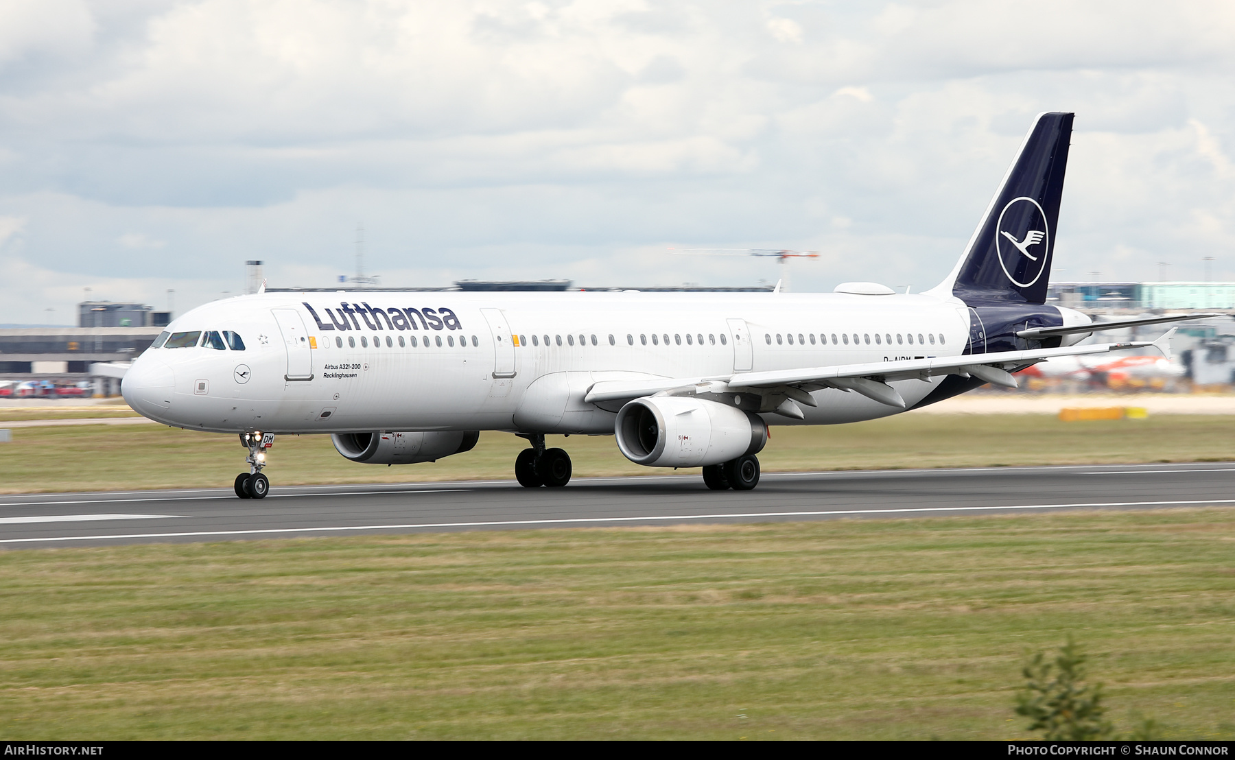 Aircraft Photo of D-AIDM | Airbus A321-231 | Lufthansa | AirHistory.net #473459