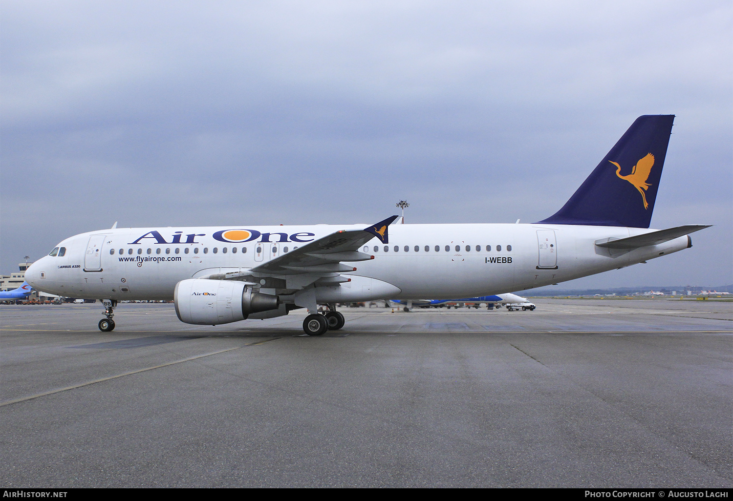 Aircraft Photo of I-WEBB | Airbus A320-214 | Air One | AirHistory.net #473554