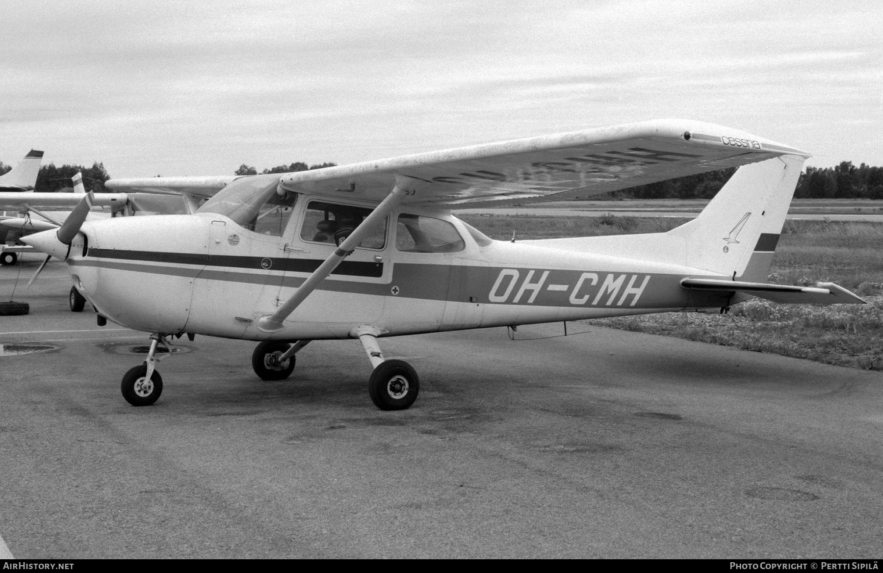 Aircraft Photo of OH-CMH | Cessna 172N Skyhawk II | AirHistory.net #473664