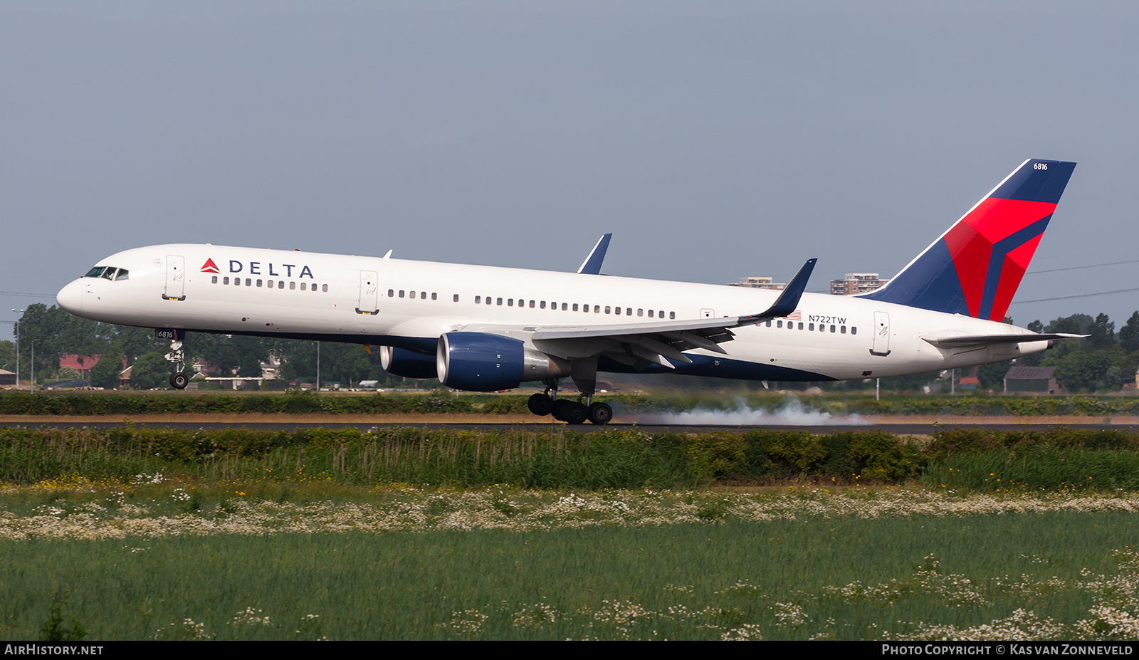Aircraft Photo of N722TW | Boeing 757-231 | Delta Air Lines | AirHistory.net #473701