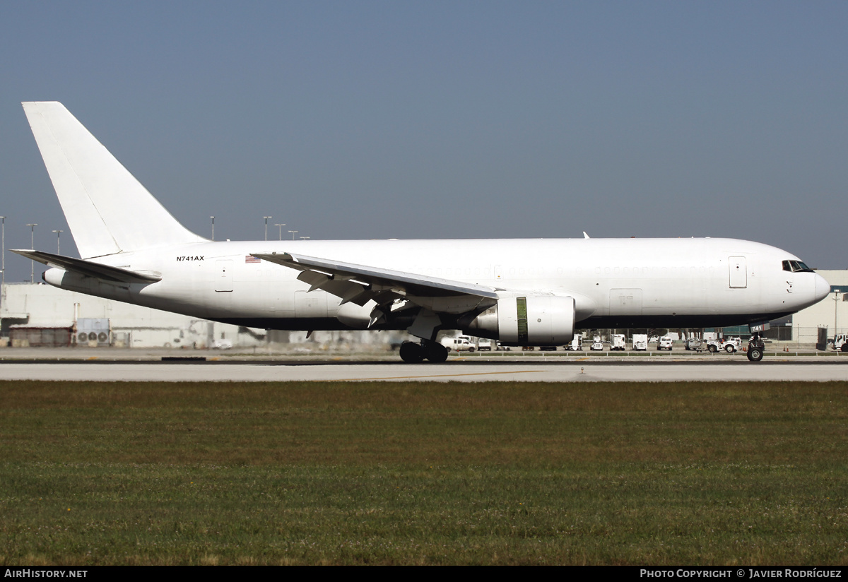 Aircraft Photo of N741AX | Boeing 767-232(BDSF) | AirHistory.net #473889