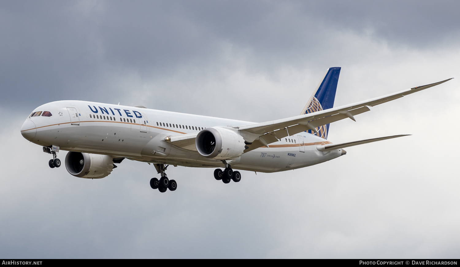 Aircraft Photo of N36962 | Boeing 787-9 Dreamliner | United Airlines | AirHistory.net #473945