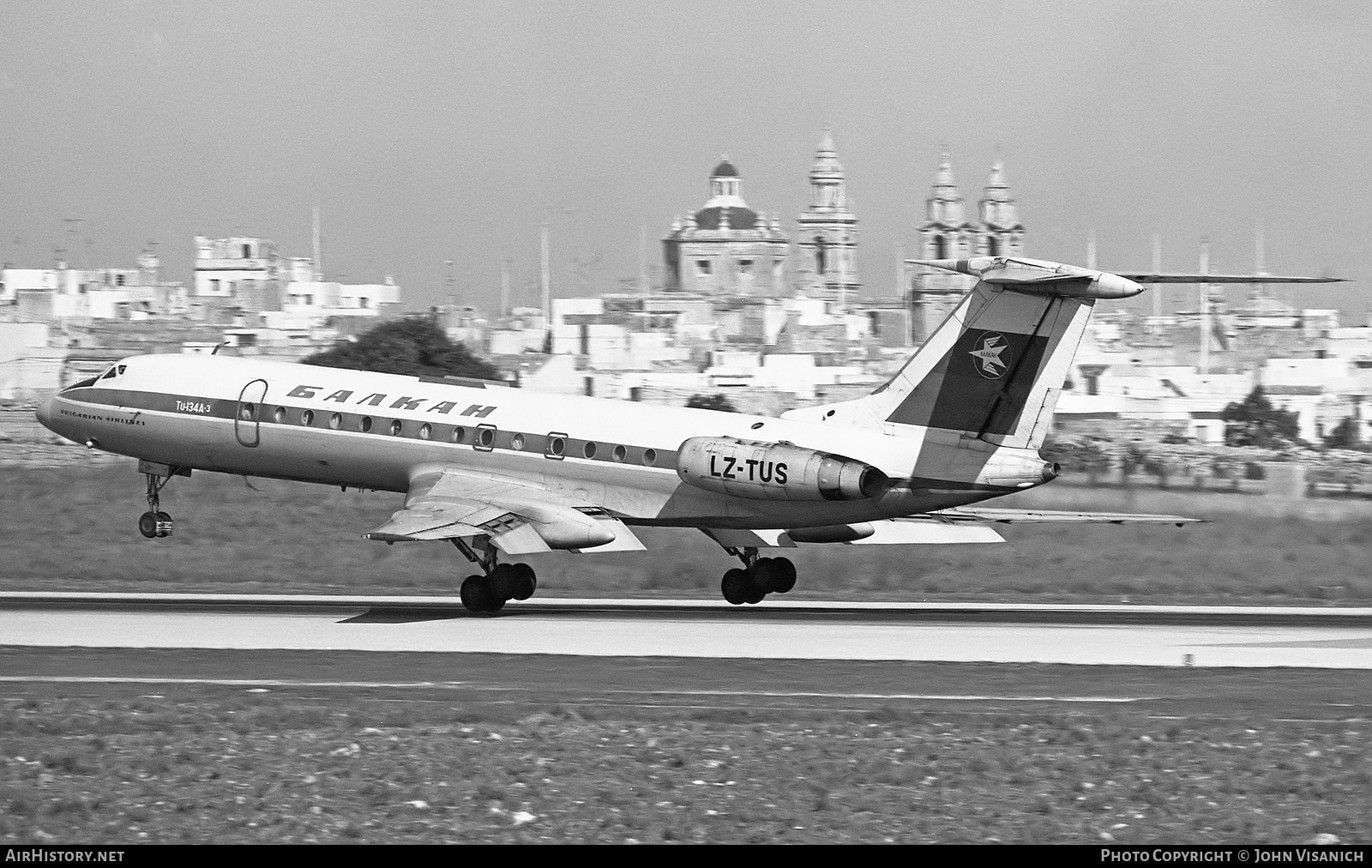 Aircraft Photo of LZ-TUS | Tupolev Tu-134A-3 | Balkan - Bulgarian Airlines | AirHistory.net #473971