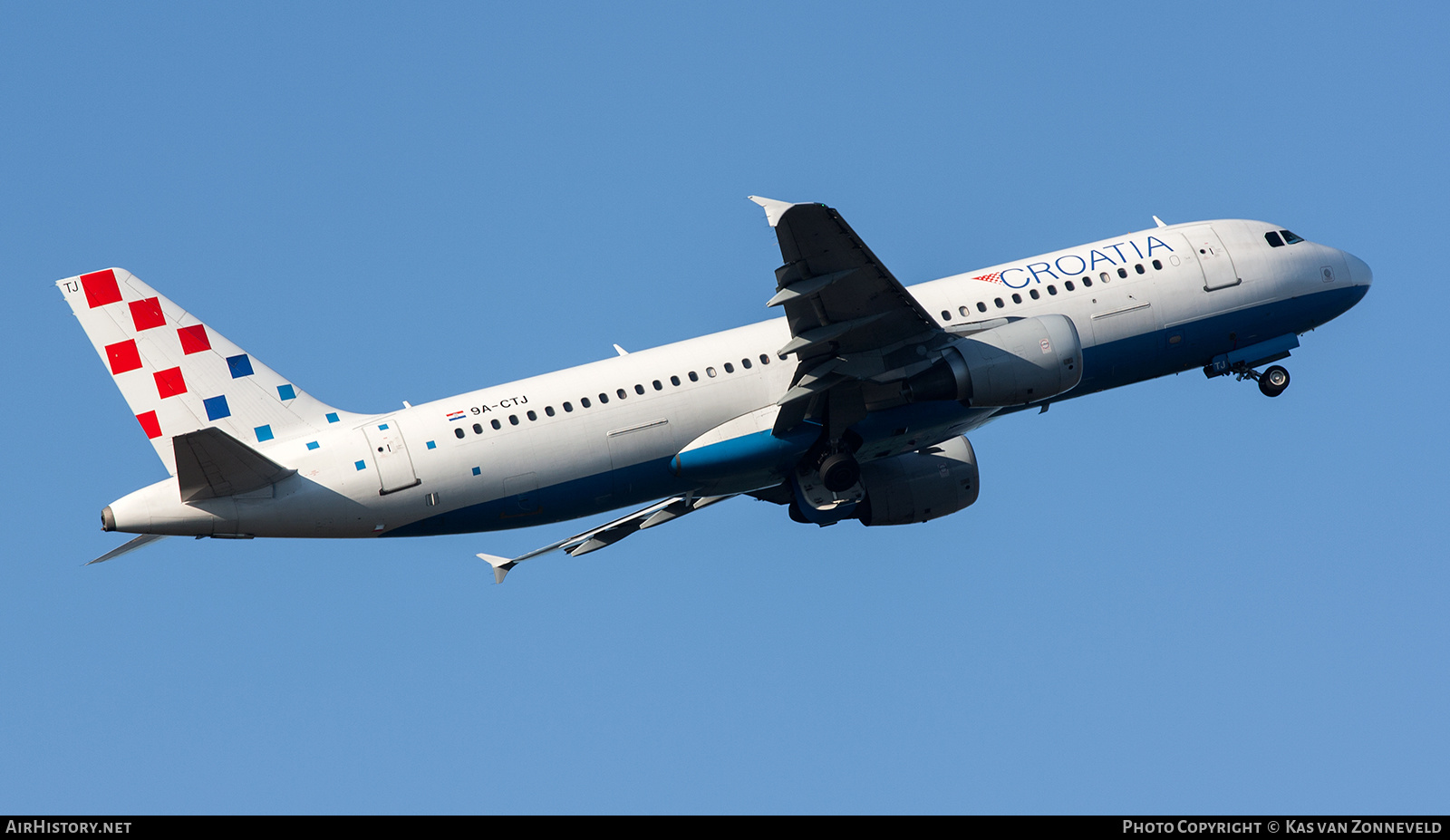 Aircraft Photo of 9A-CTJ | Airbus A320-214 | Croatia Airlines | AirHistory.net #474027
