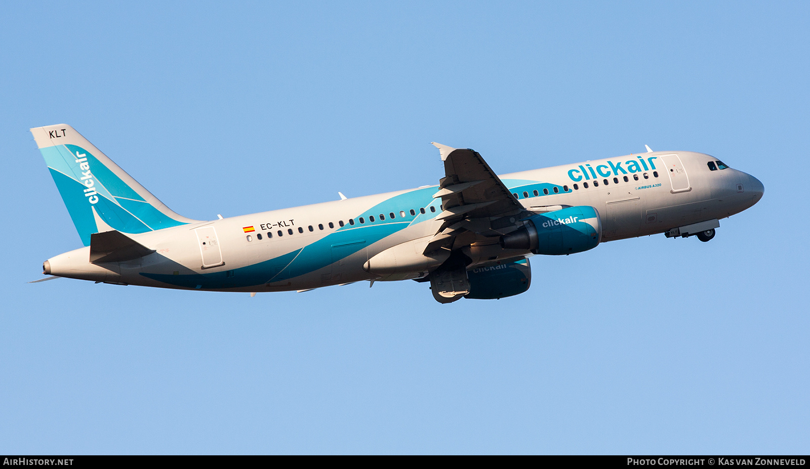 Aircraft Photo of EC-KLT | Airbus A320-216 | Clickair | AirHistory.net #474035