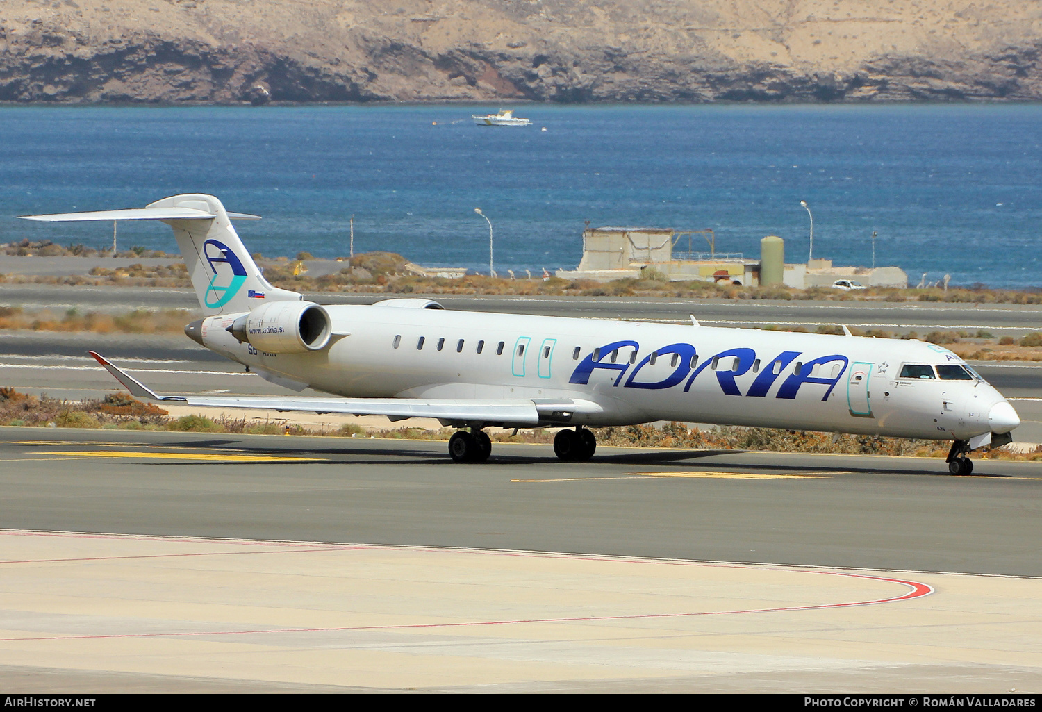 Aircraft Photo of S5-AAN | Bombardier CRJ-900LR NG (CL-600-2D24) | Adria Airways | AirHistory.net #474045