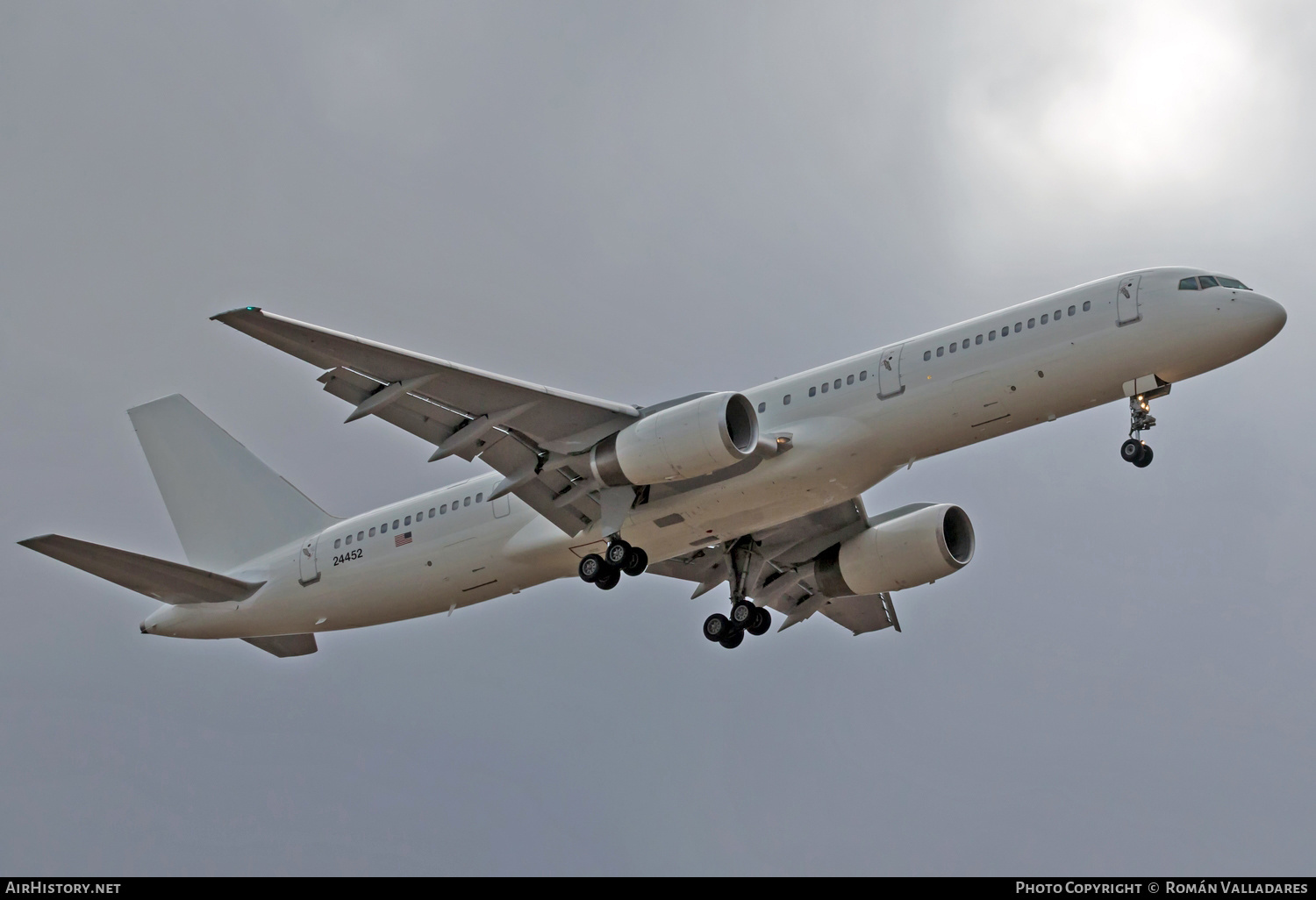 Aircraft Photo of 02-4452 / 24452 | Boeing 757-23A | USA - Air Force | AirHistory.net #474088