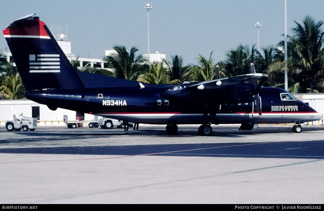 Aircraft Photo of N934HA | De Havilland Canada DHC-8-102 Dash 8 | US Airways Express | AirHistory.net #474319