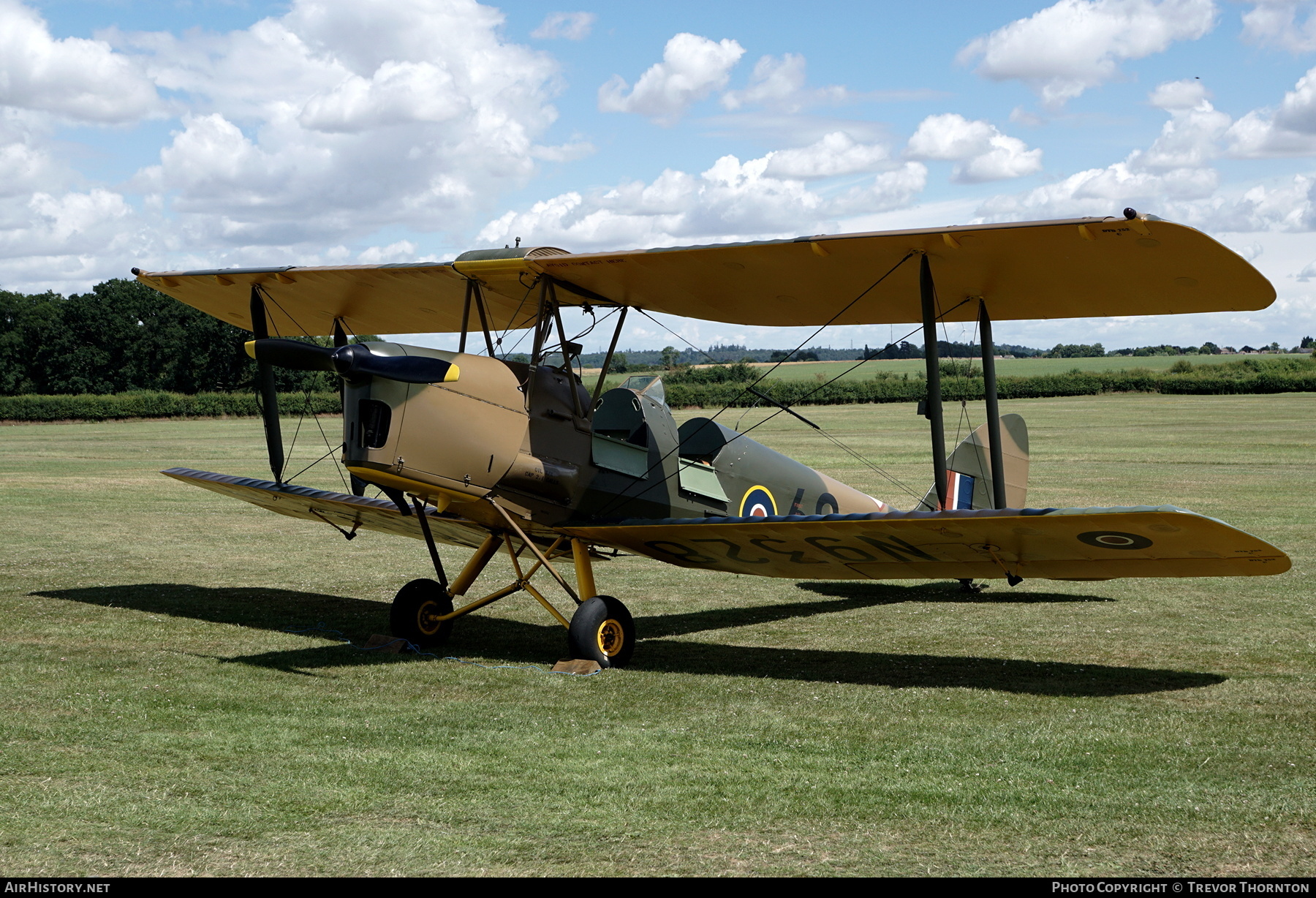 Aircraft Photo of G-ALWS / N9328 | De Havilland D.H. 82A Tiger Moth | UK - Air Force | AirHistory.net #474339