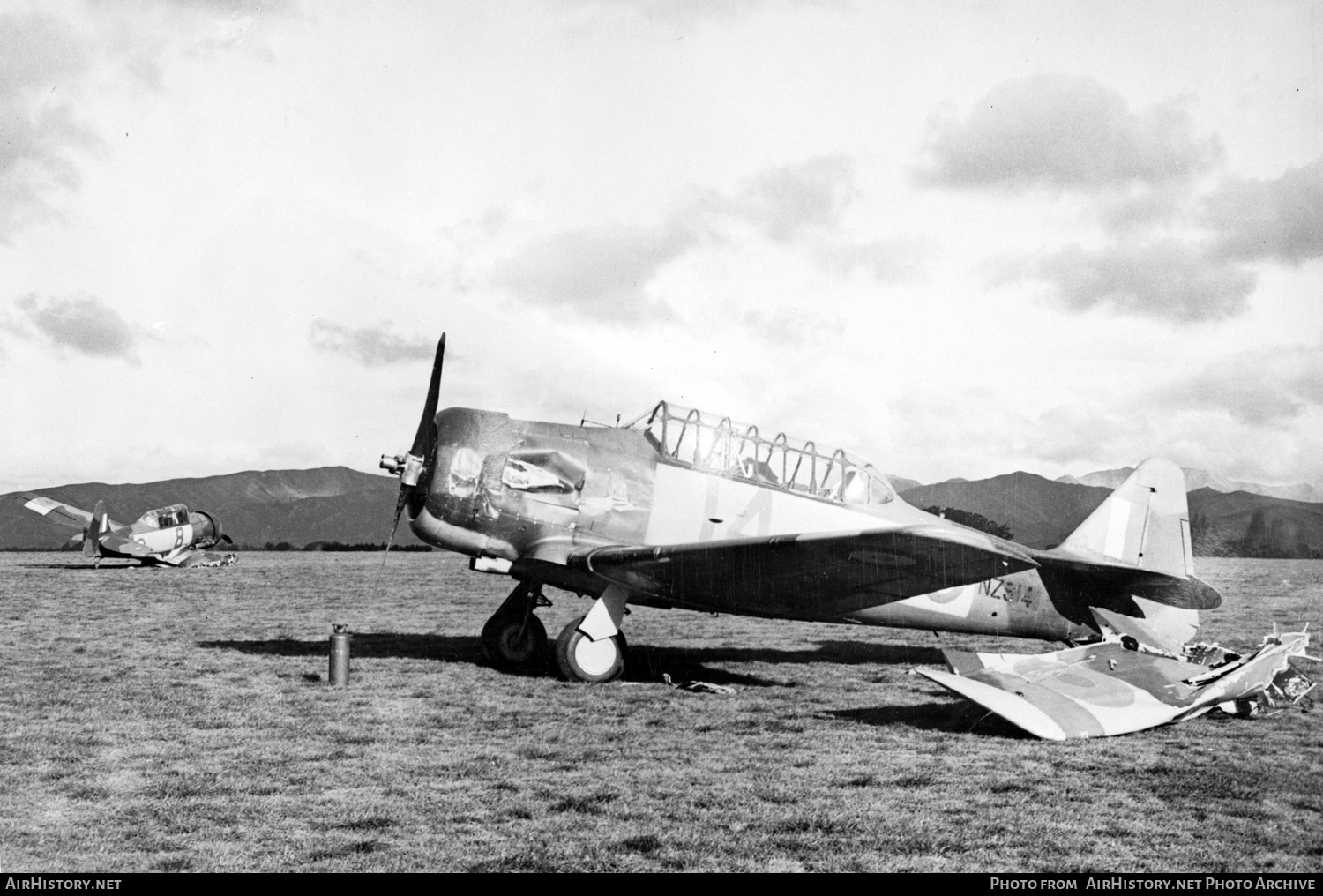 Aircraft Photo of NZ914 | North American AT-16 Harvard II | New Zealand - Air Force | AirHistory.net #474506