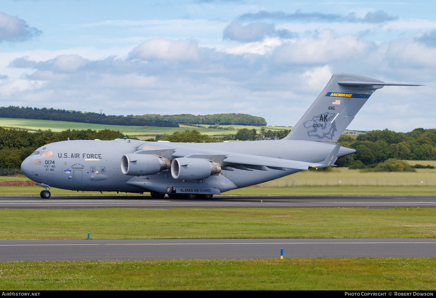 Aircraft Photo of 00-0174 / 00174 | Boeing C-17A Globemaster III | USA - Air Force | AirHistory.net #474548