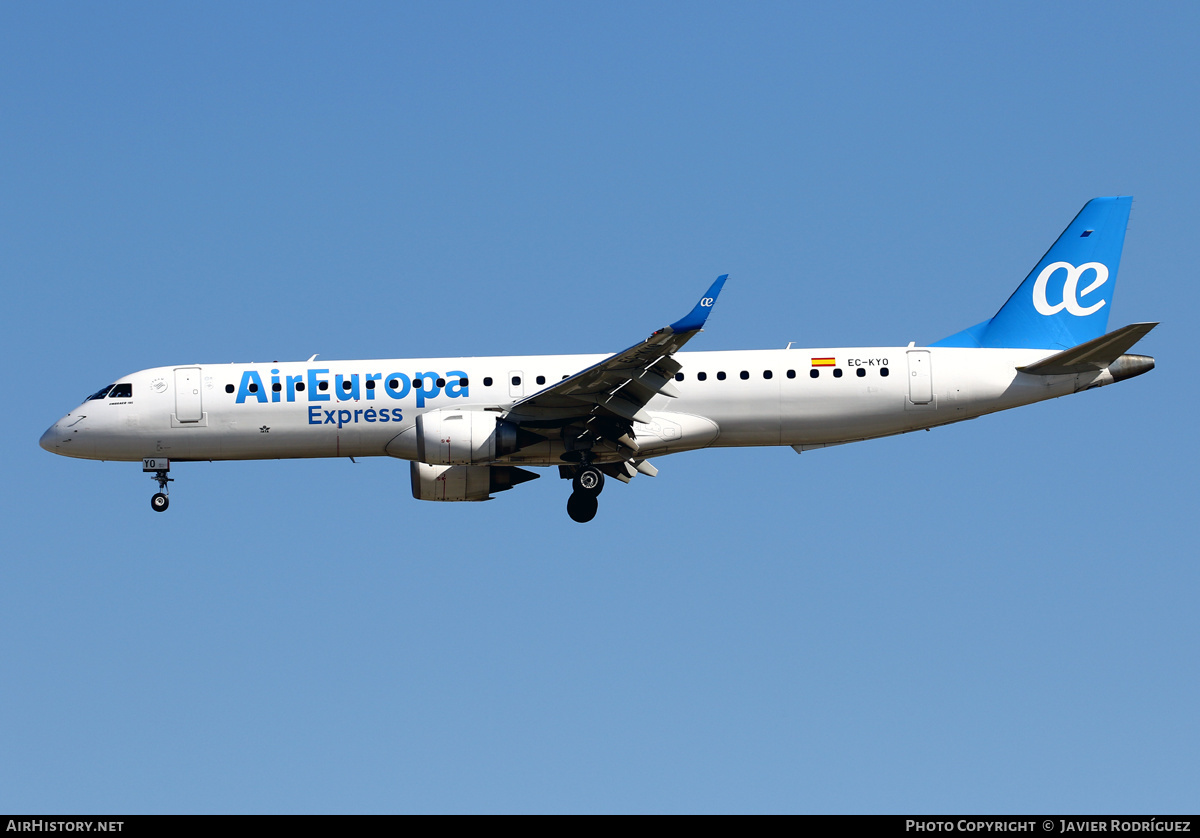 Aircraft Photo of EC-KYO | Embraer 195SR (ERJ-190-200SR) | Air Europa Express | AirHistory.net #474587