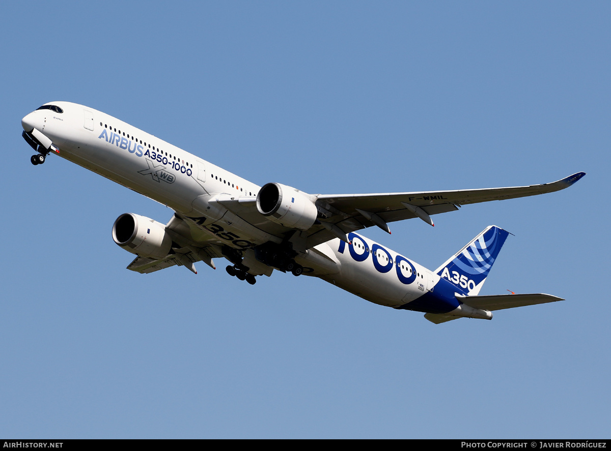 Aircraft Photo of F-WMIL | Airbus A350-1041 | Airbus | AirHistory.net #474595