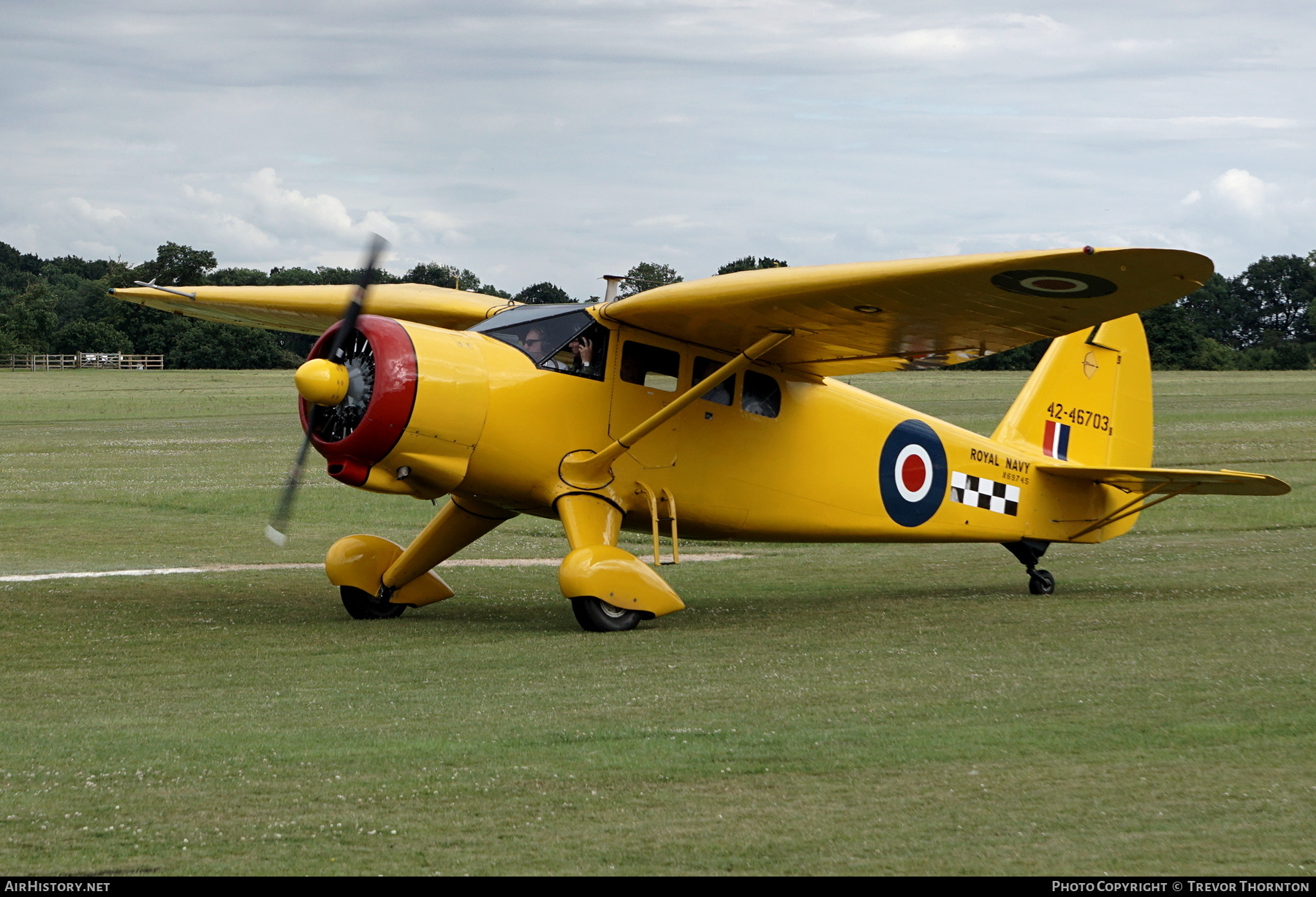 Aircraft Photo of N69745 / 42-46703 | Stinson AT-19 Reliant (V-77) | UK - Navy | AirHistory.net #474617
