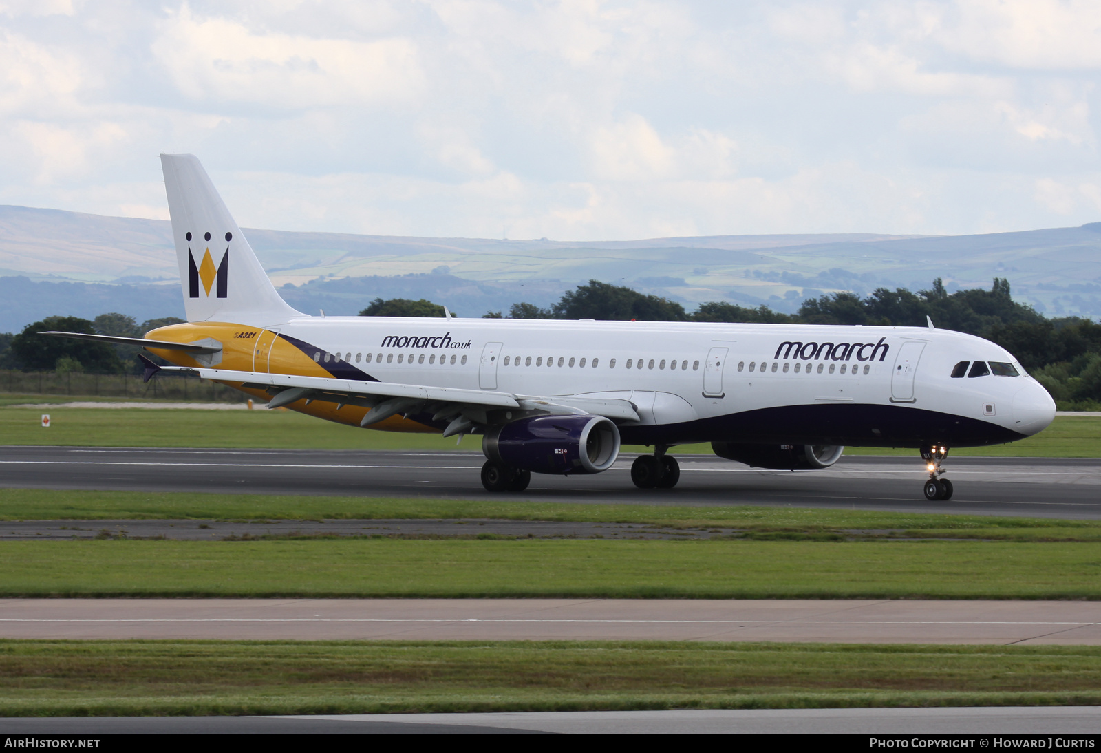Aircraft Photo of G-OZBT | Airbus A321-231 | Monarch Airlines | AirHistory.net #474666