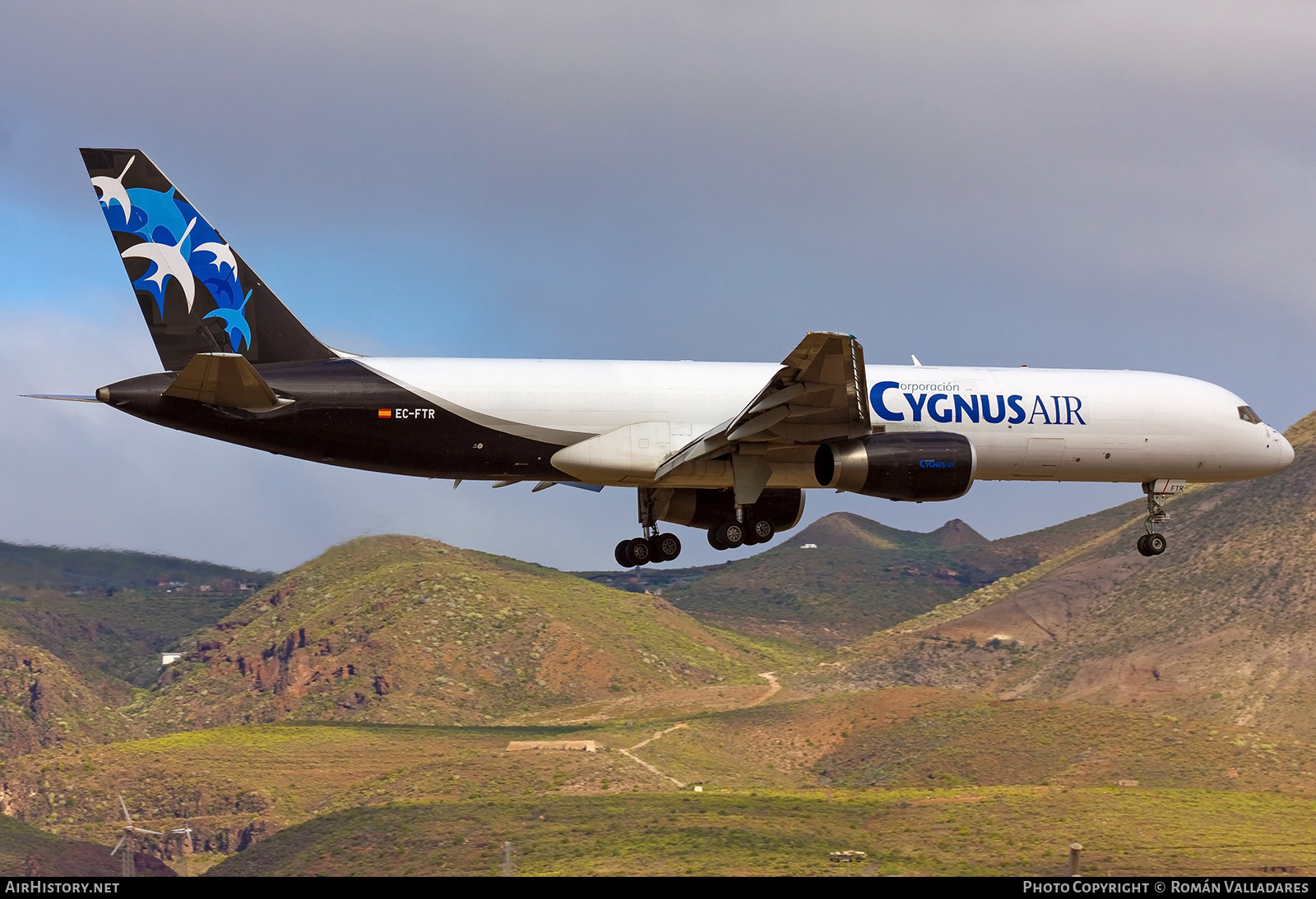 Aircraft Photo of EC-FTR | Boeing 757-256(PCF) | Cygnus Air | AirHistory.net #474670