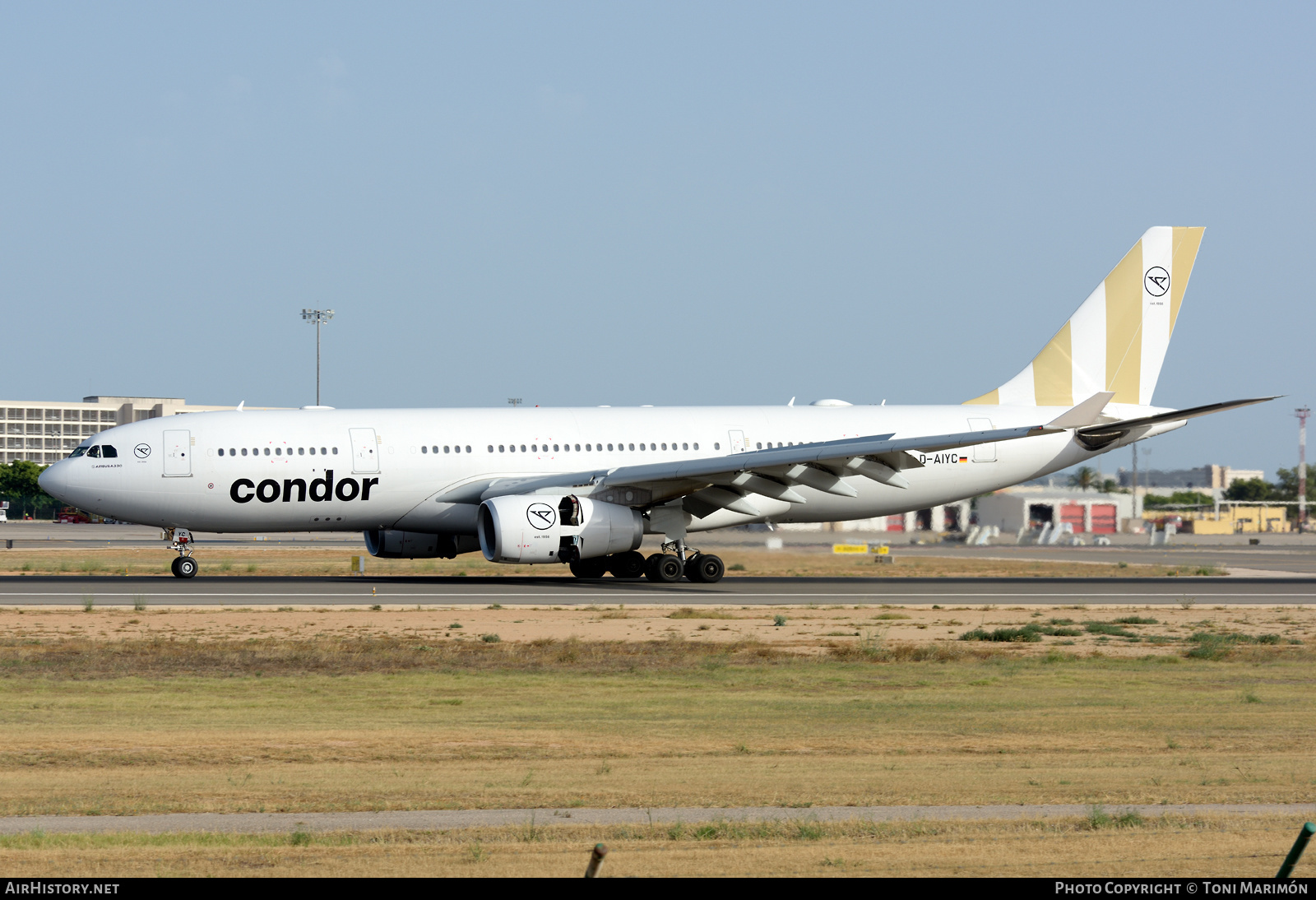 Aircraft Photo of D-AIYC | Airbus A330-243 | Condor Flugdienst | AirHistory.net #474739