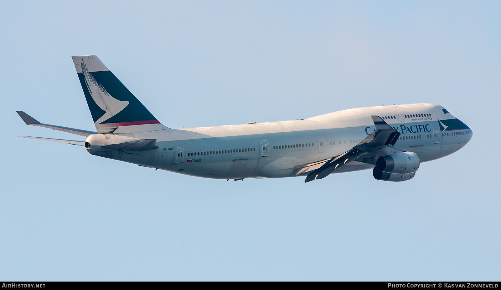 Aircraft Photo of B-HOV | Boeing 747-467 | Cathay Pacific Airways | AirHistory.net #474772