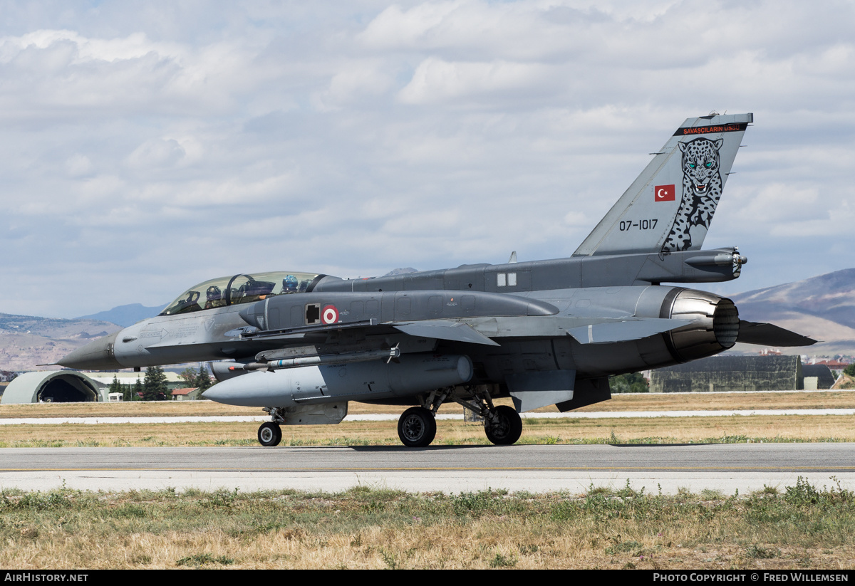 Aircraft Photo of 07-1017 | Lockheed Martin F-16D Fighting Falcon | Turkey - Air Force | AirHistory.net #474826