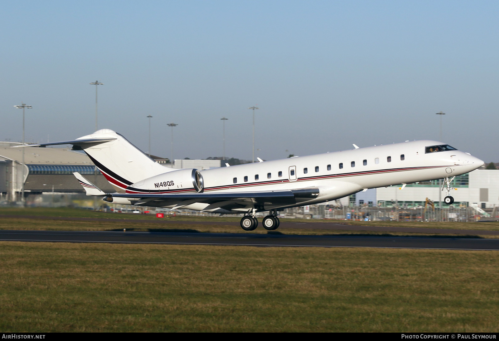 Aircraft Photo of N148QS | Bombardier Global 6000 (BD-700-1A10) | AirHistory.net #474923
