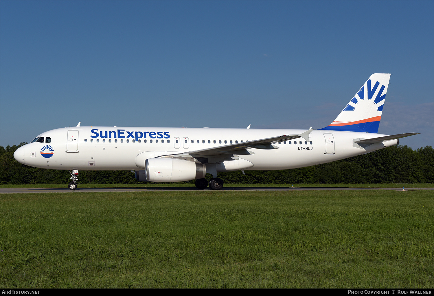 Aircraft Photo of LY-MLJ | Airbus A320-232 | SunExpress | AirHistory.net #474924